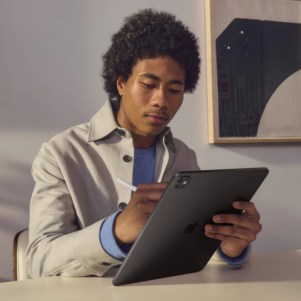 iPad Pro 11'' Wi‑Fi 256GB (Standard Glass)